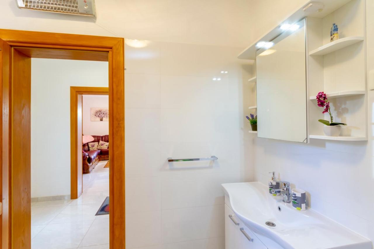 Magic Holiday Apartment บาเล ภายนอก รูปภาพ